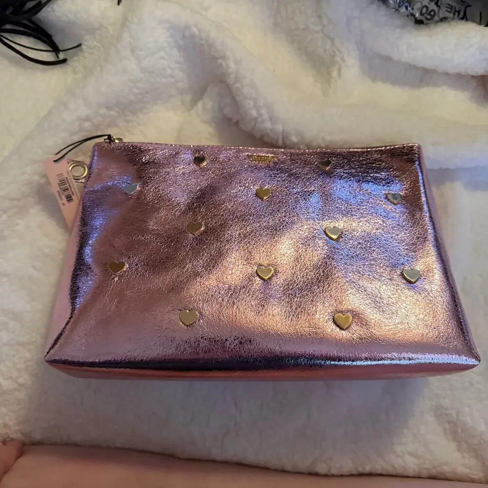 VS Metallic Crackle Heart Beauty Pouch